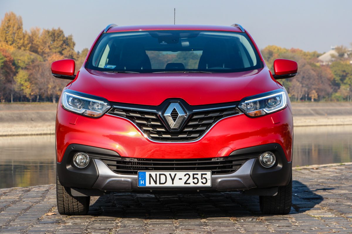 RENAULT