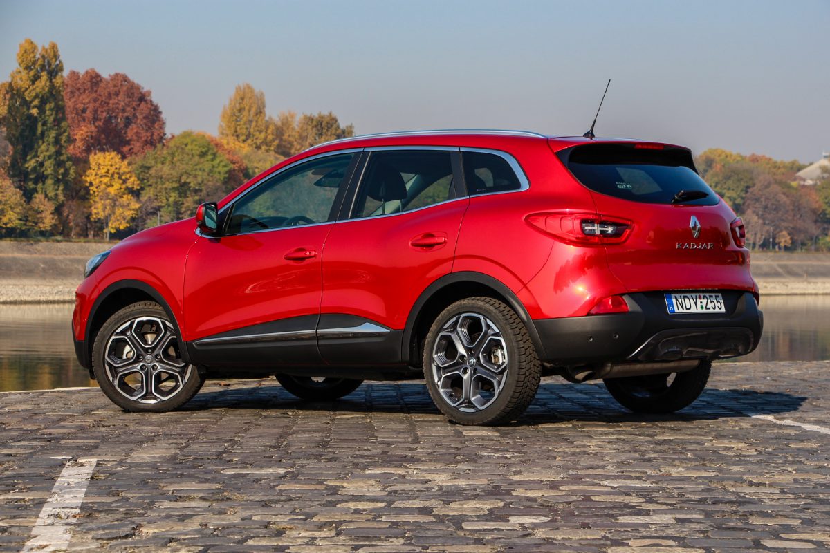 RENAULT