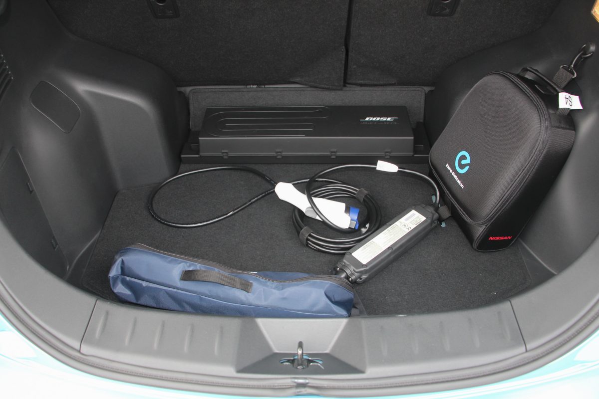 NISSAN LEAF