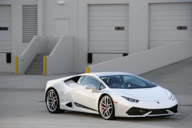 LAMBORGHINI