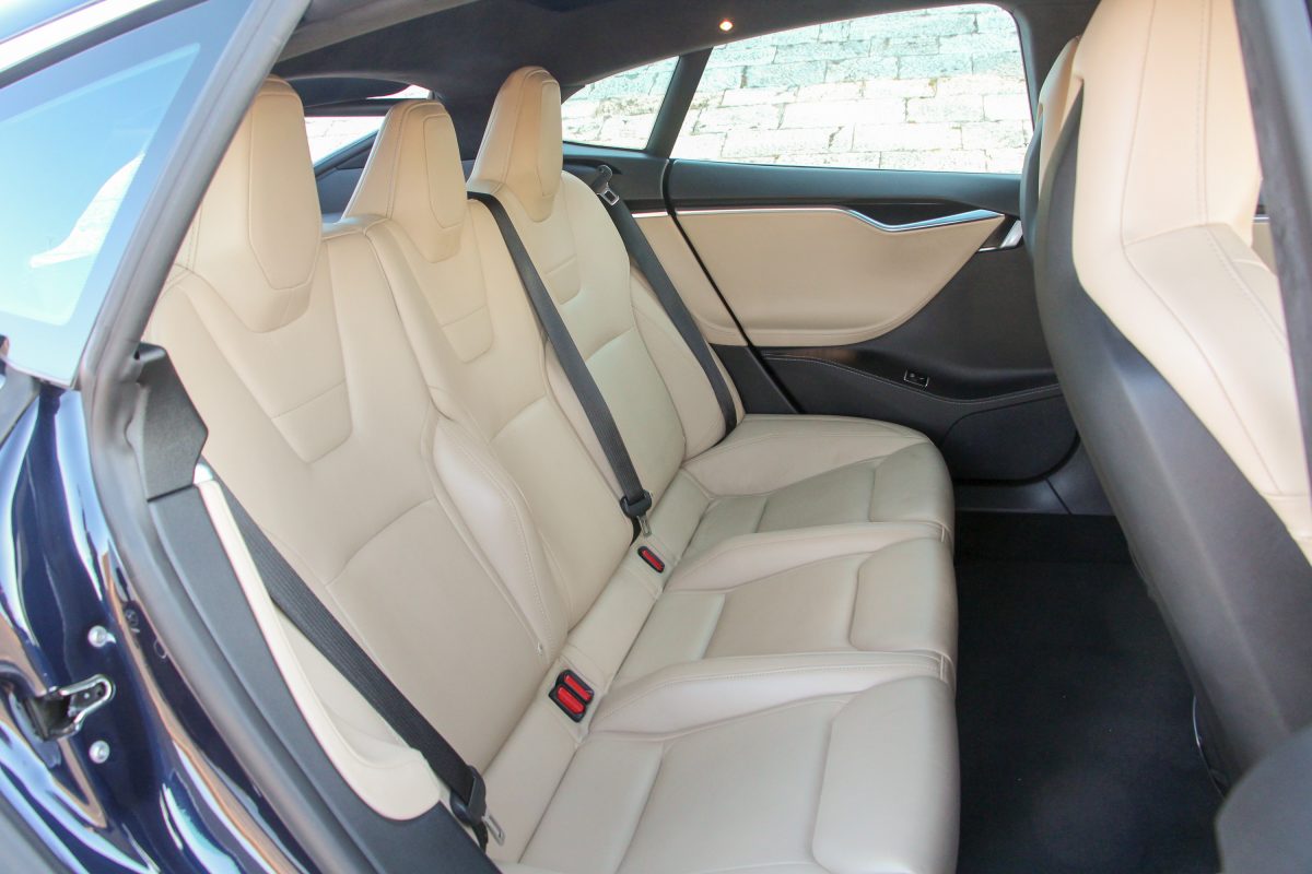 TESLA MODEL S