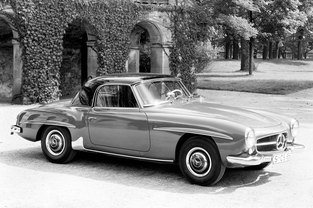 MERCEDES-BENZ