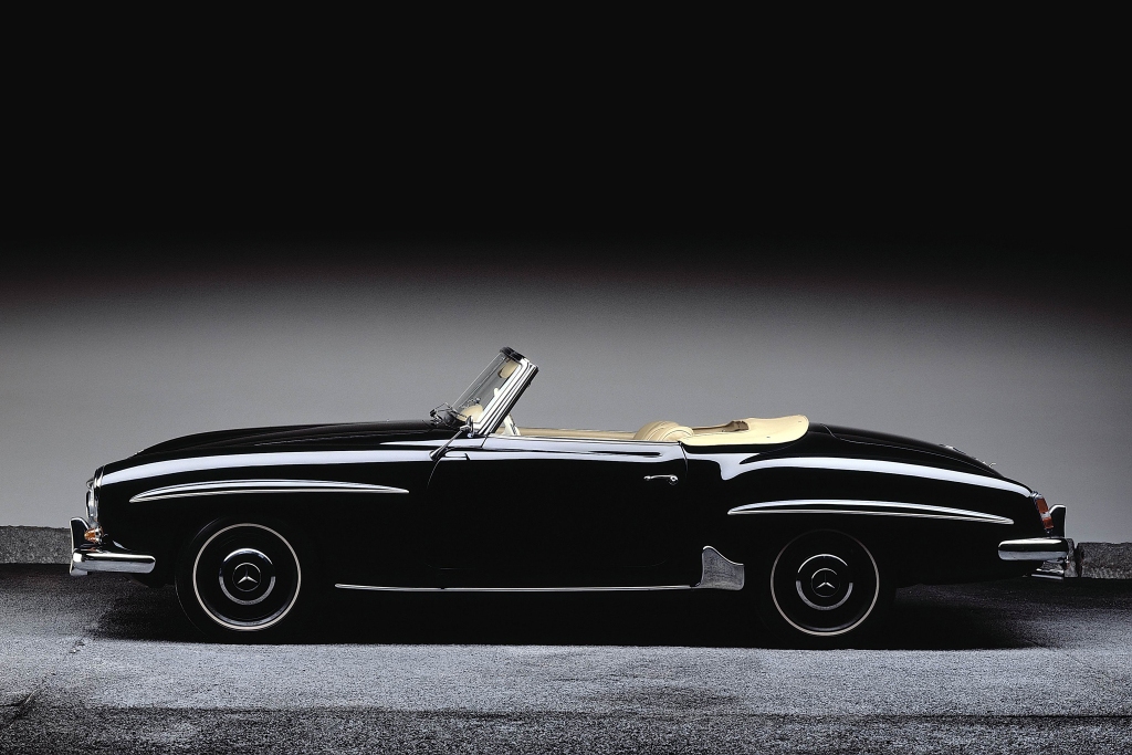 MERCEDES-BENZ
