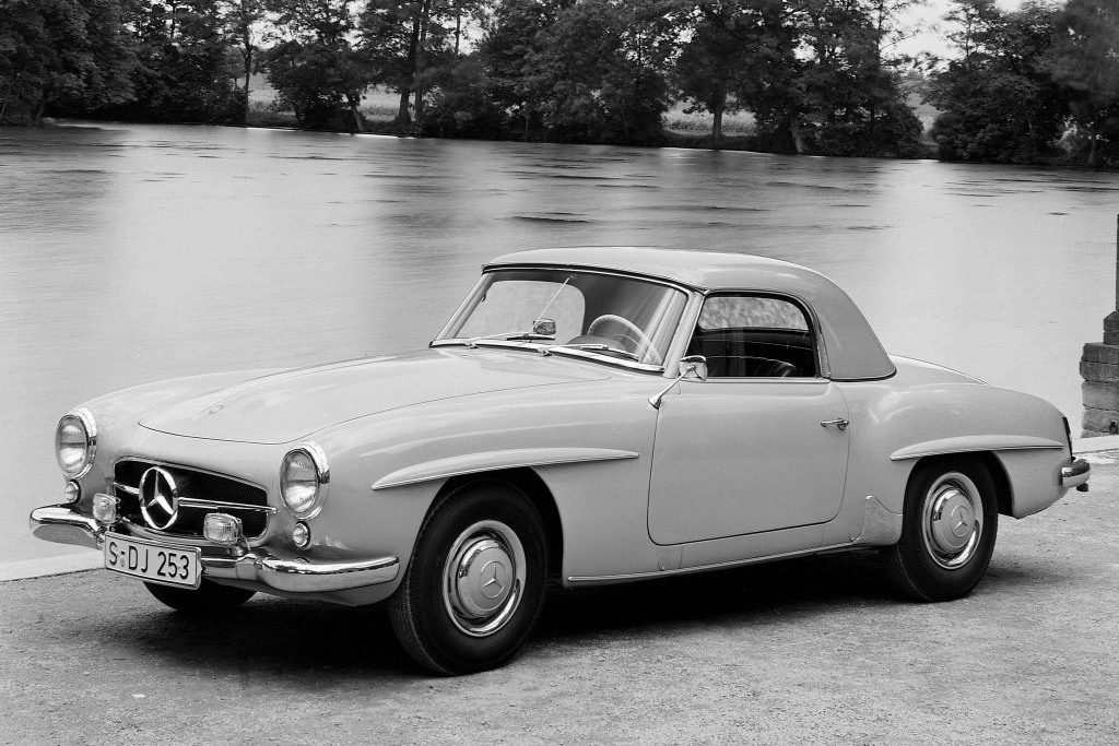 MERCEDES-BENZ