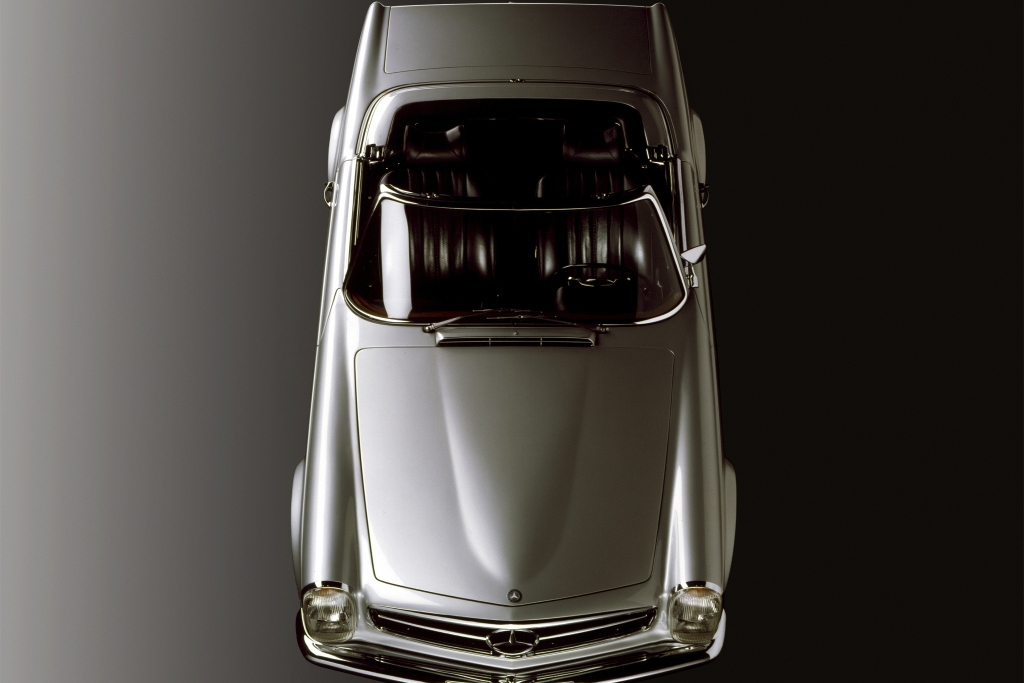 MERCEDES-BENZ