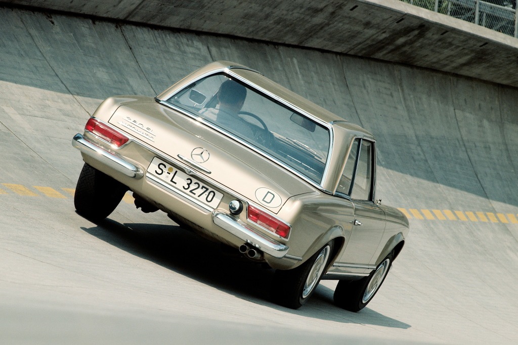 MERCEDES-BENZ