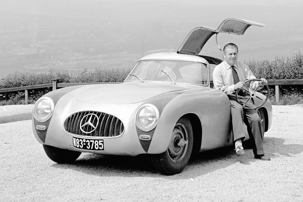 MERCEDES-BENZ