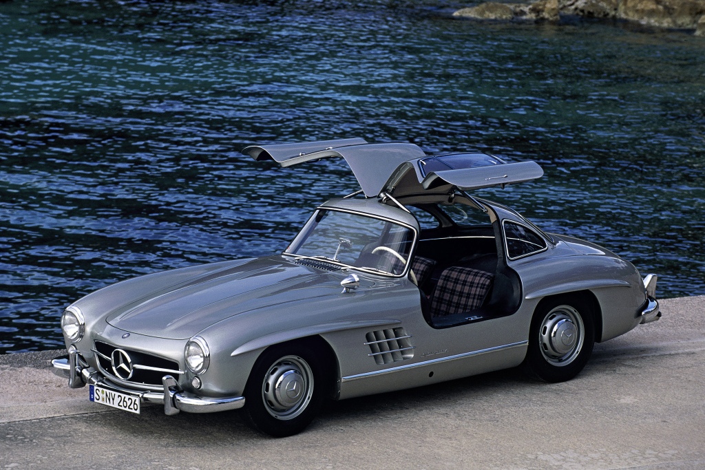 MERCEDES-BENZ