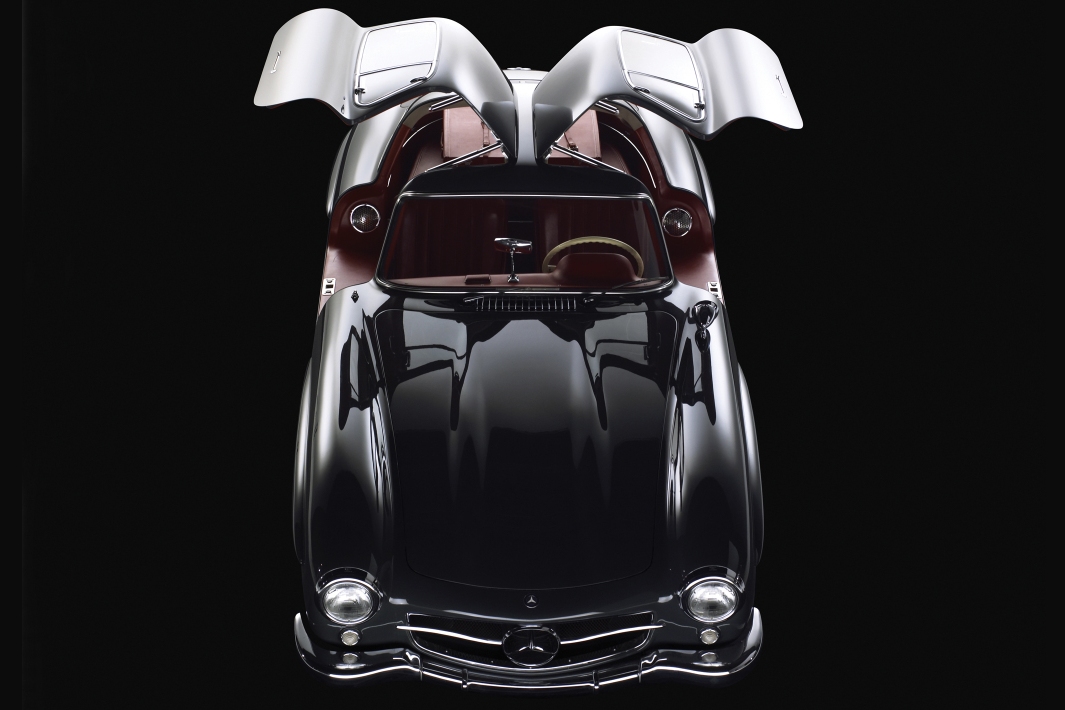 MERCEDES-BENZ