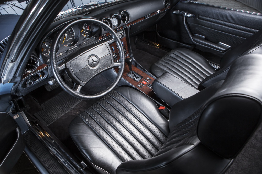 MERCEDES-BENZ