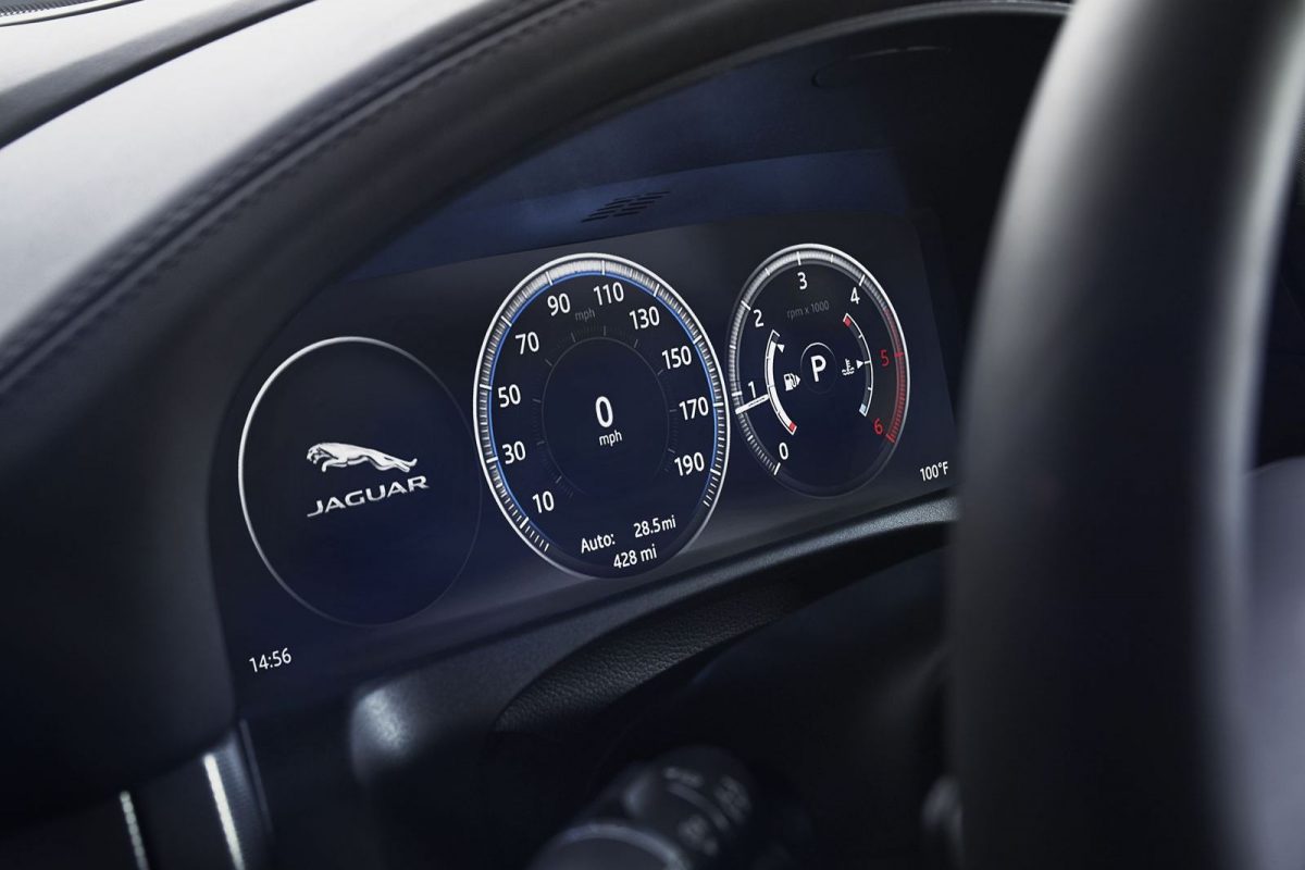 JAGUAR XF