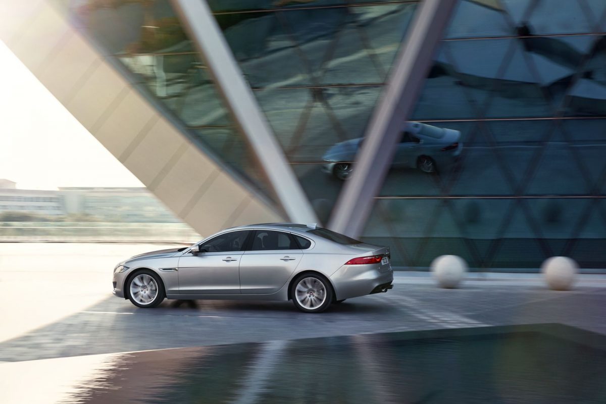 JAGUAR XF
