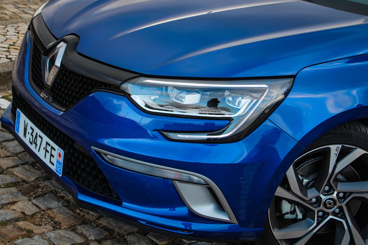 RENAULT MEGANE