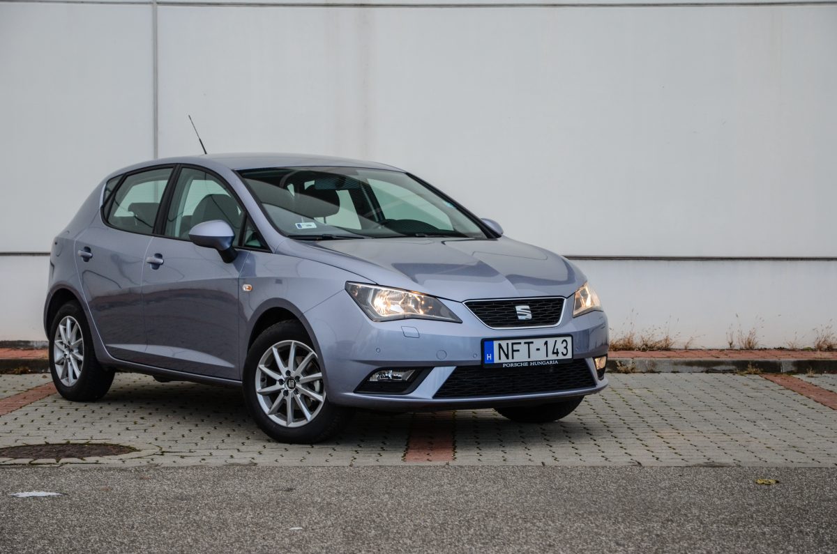 SEAT IBIZA