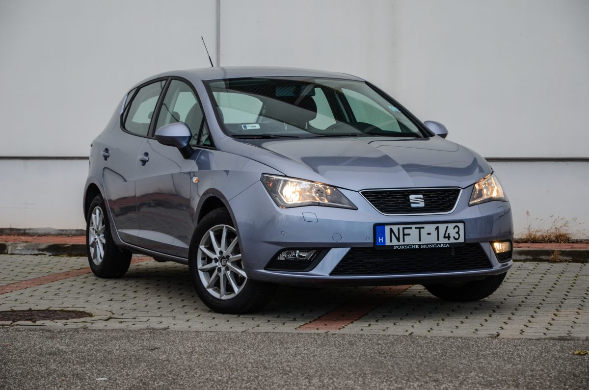 SEAT IBIZA
