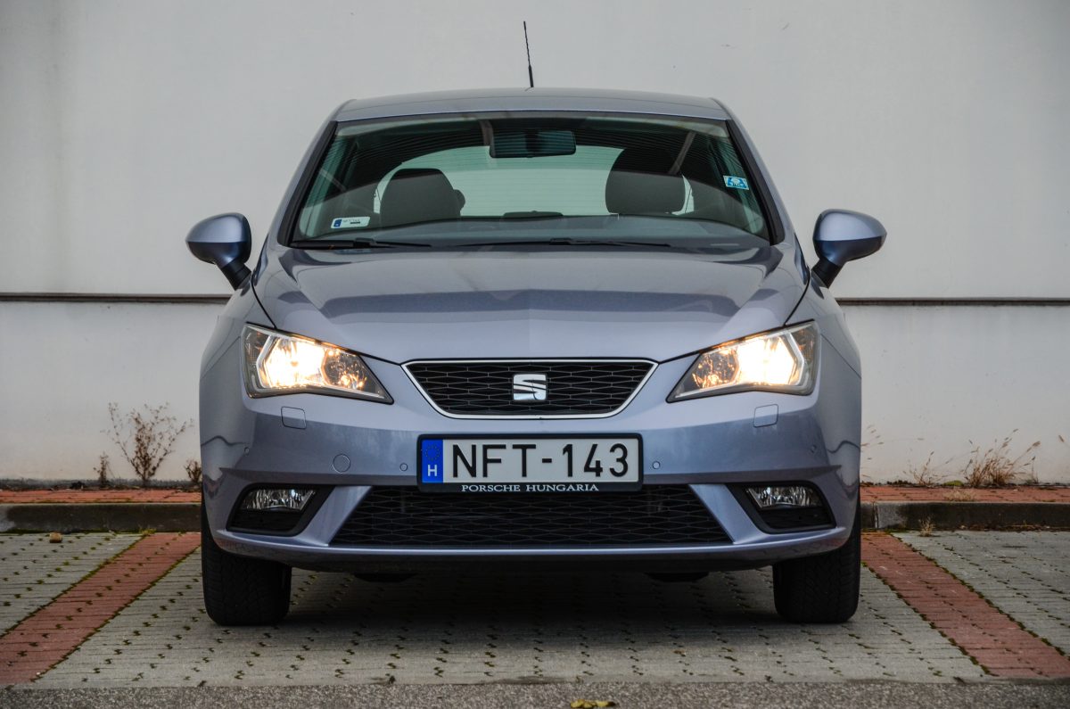 SEAT IBIZA