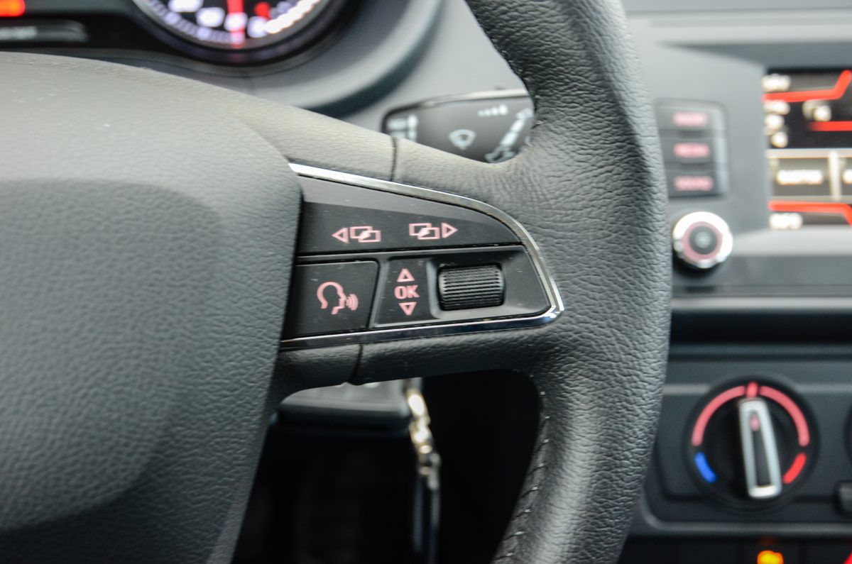 SEAT IBIZA