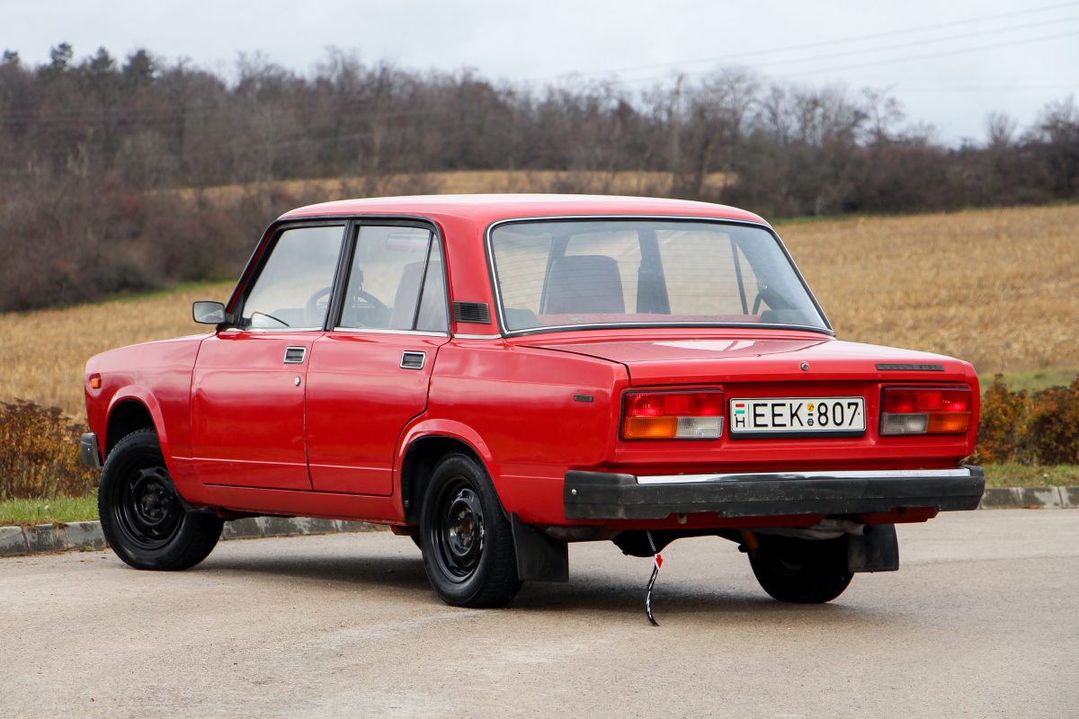 LADA 2107