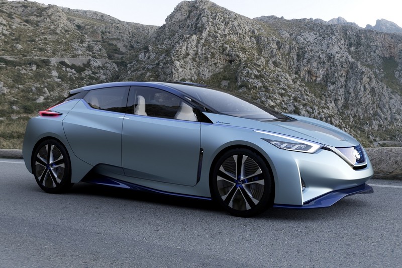 NISSAN