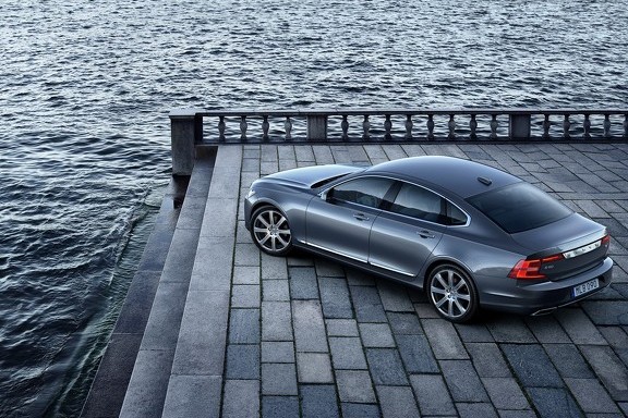 VOLVO