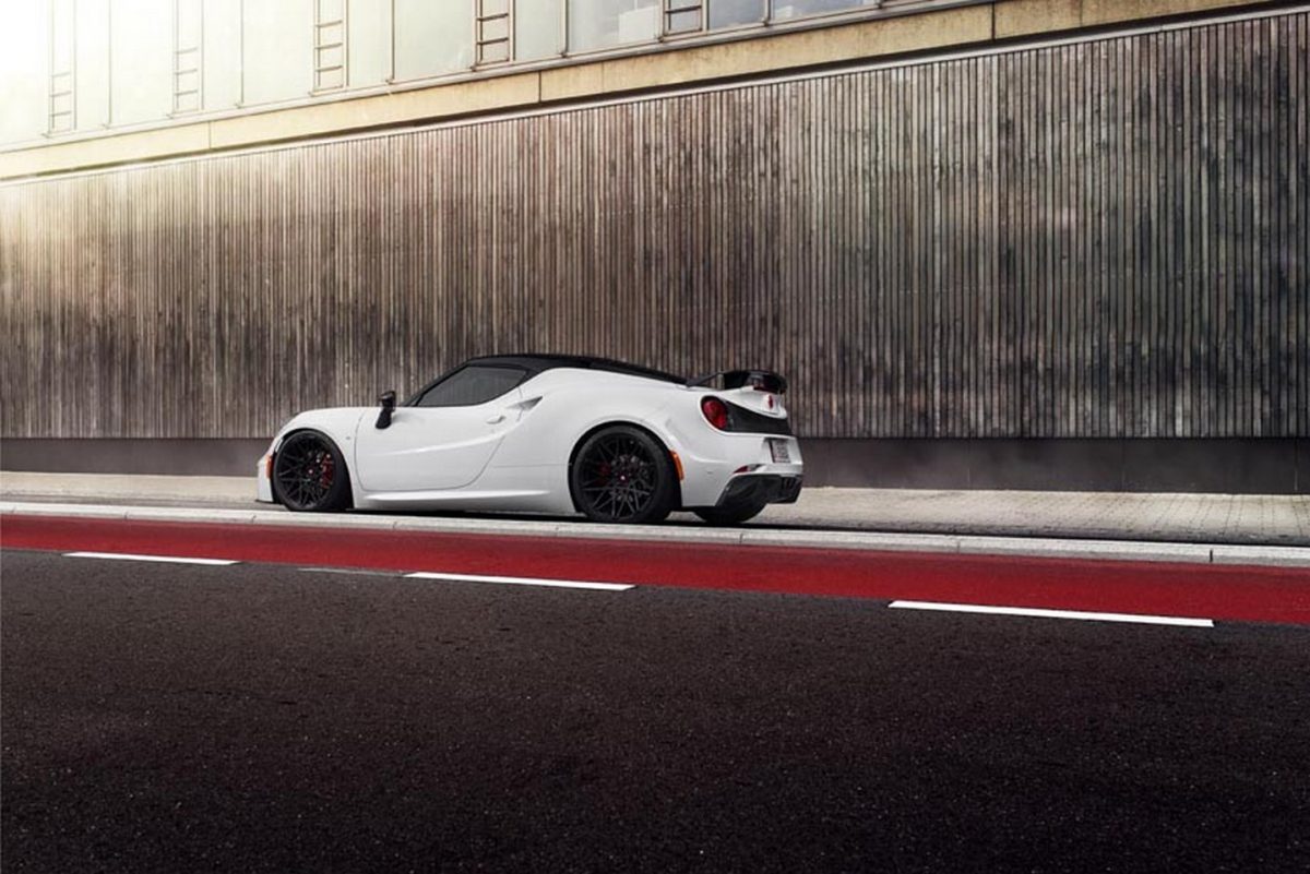 ALFA ROMEO 4C