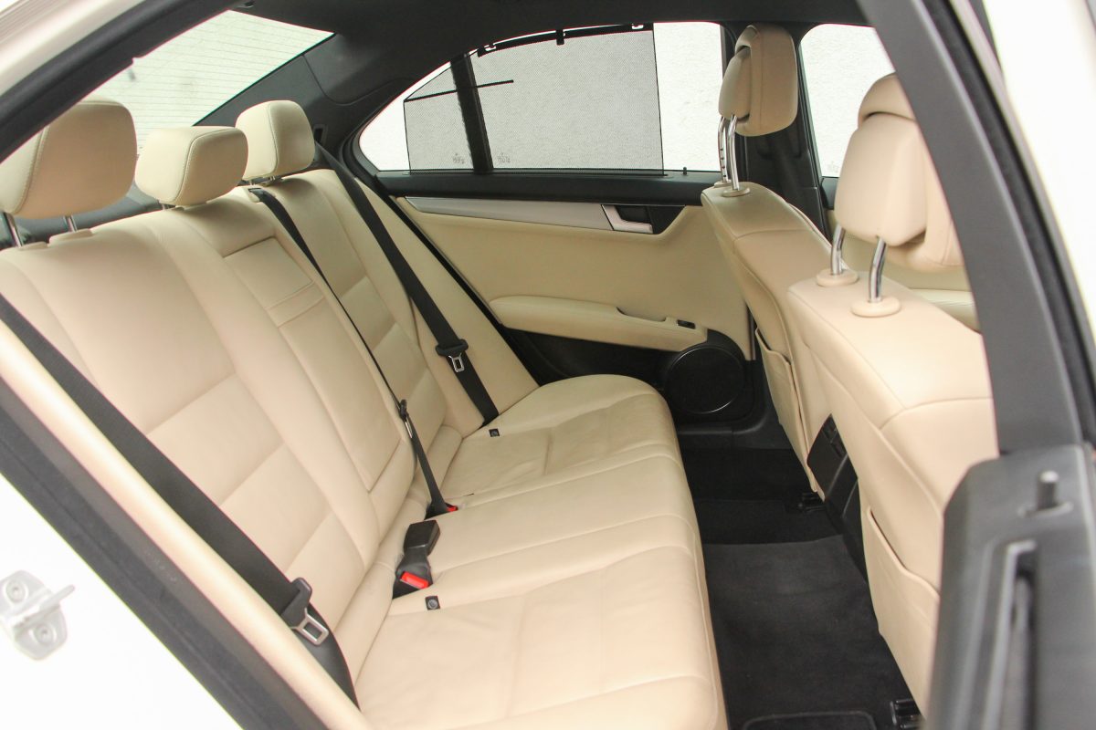 MERCEDES-BENZ C-OSZTÁLY