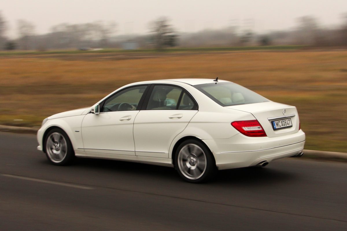 MERCEDES-BENZ C-OSZTÁLY
