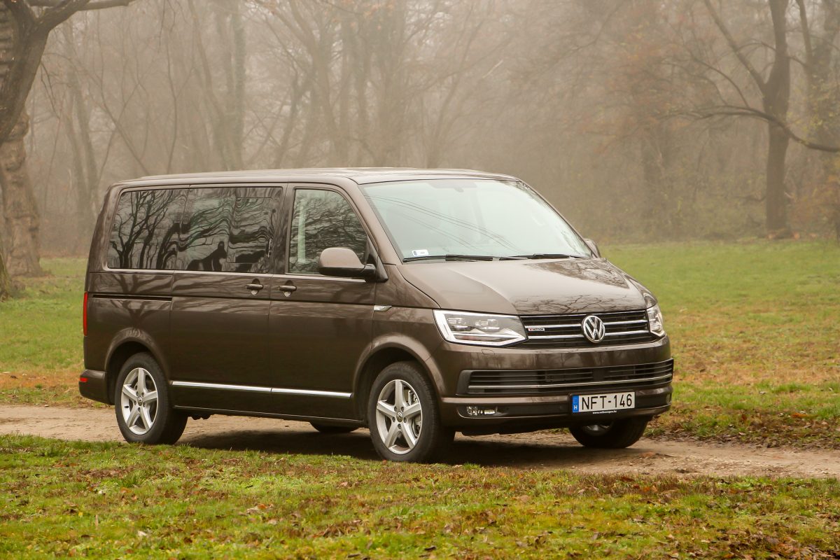 VOLKSWAGEN MULTIVAN