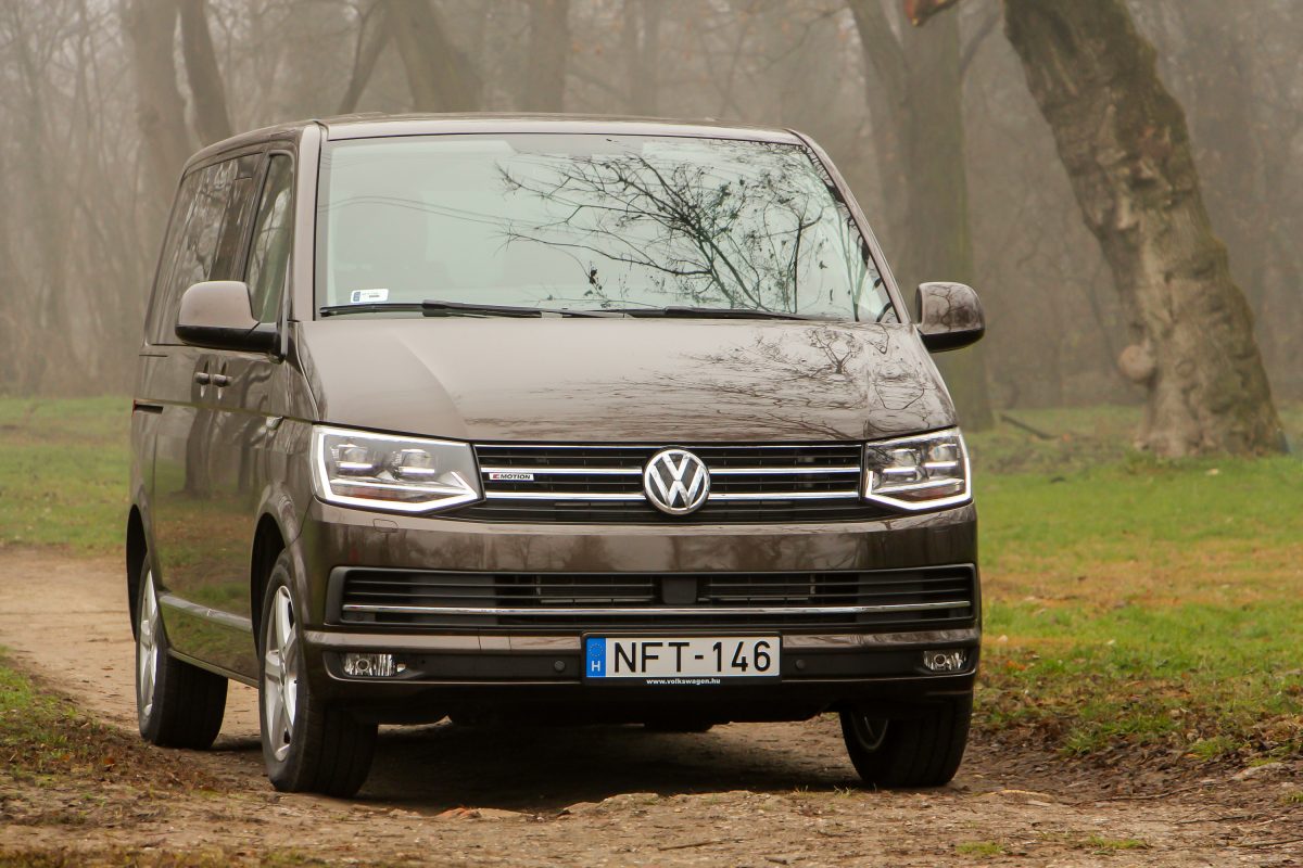 VOLKSWAGEN MULTIVAN