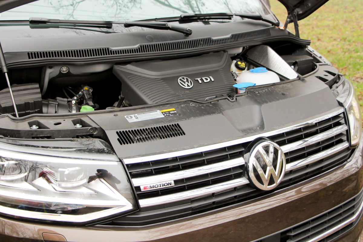 VOLKSWAGEN MULTIVAN