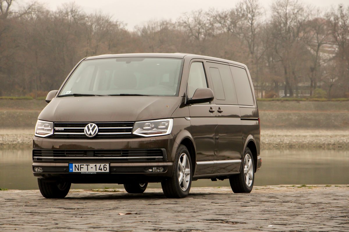 VOLKSWAGEN MULTIVAN