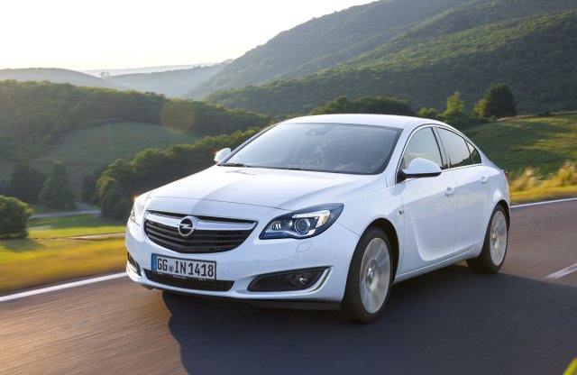 Új belépő dízelek az Opel Insigniában