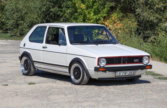 Ő  hozta el az új időszámítást - a Volkswagen Golf I GTI