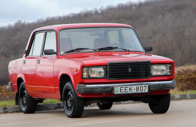 Így is lehet különcködni - Lada 2107 használtteszt