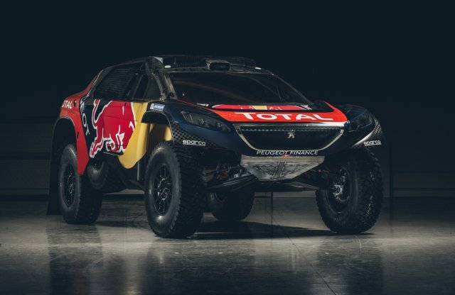 Egy Peugeot a homokdűnékre