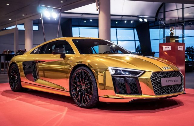 Arany R8 mutatkozott be az Audi Fórumon