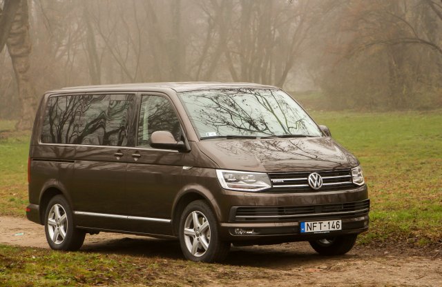 First class a családnak - Volkswagen T6 Multivan teszt