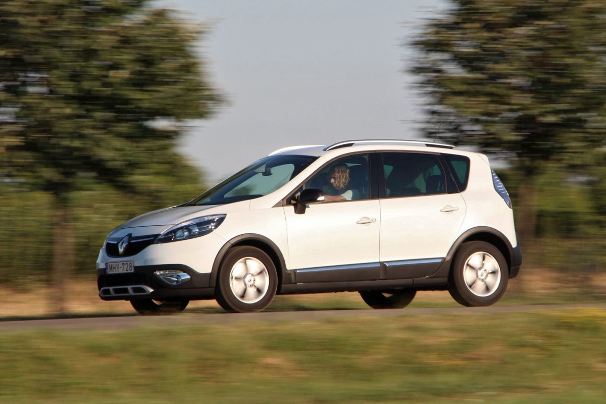 RENAULT