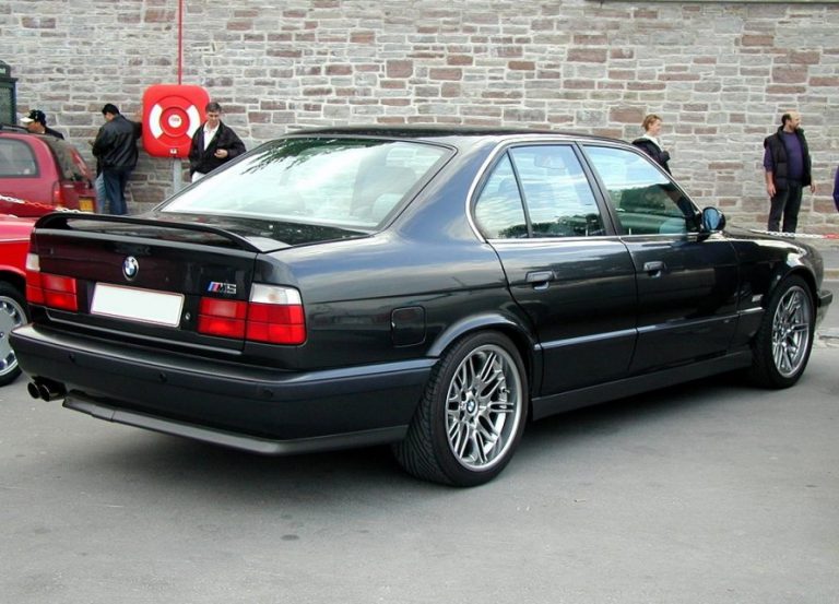 BMW 5-ÖS SOROZAT