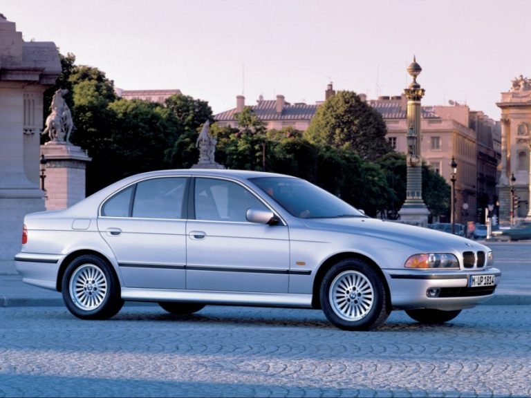 BMW 5-ÖS SOROZAT