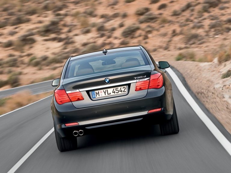 BMW 7-ES SOROZAT