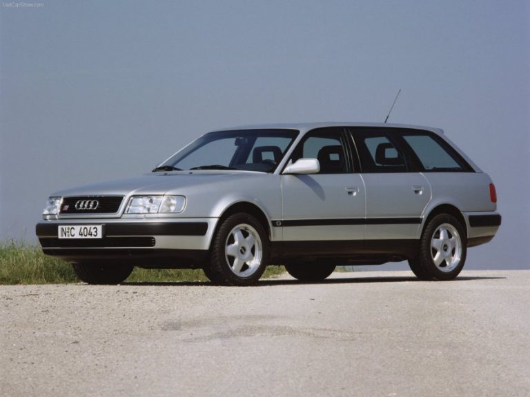 AUDI 100