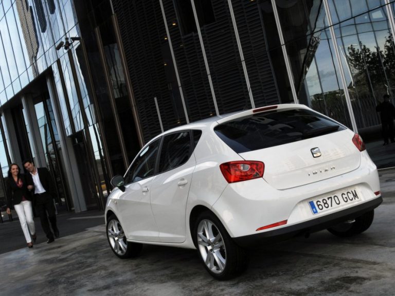 SEAT IBIZA