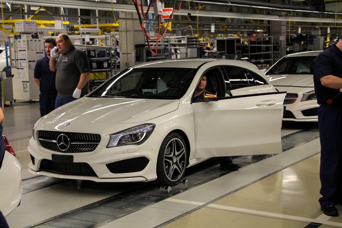 MERCEDES-BENZ