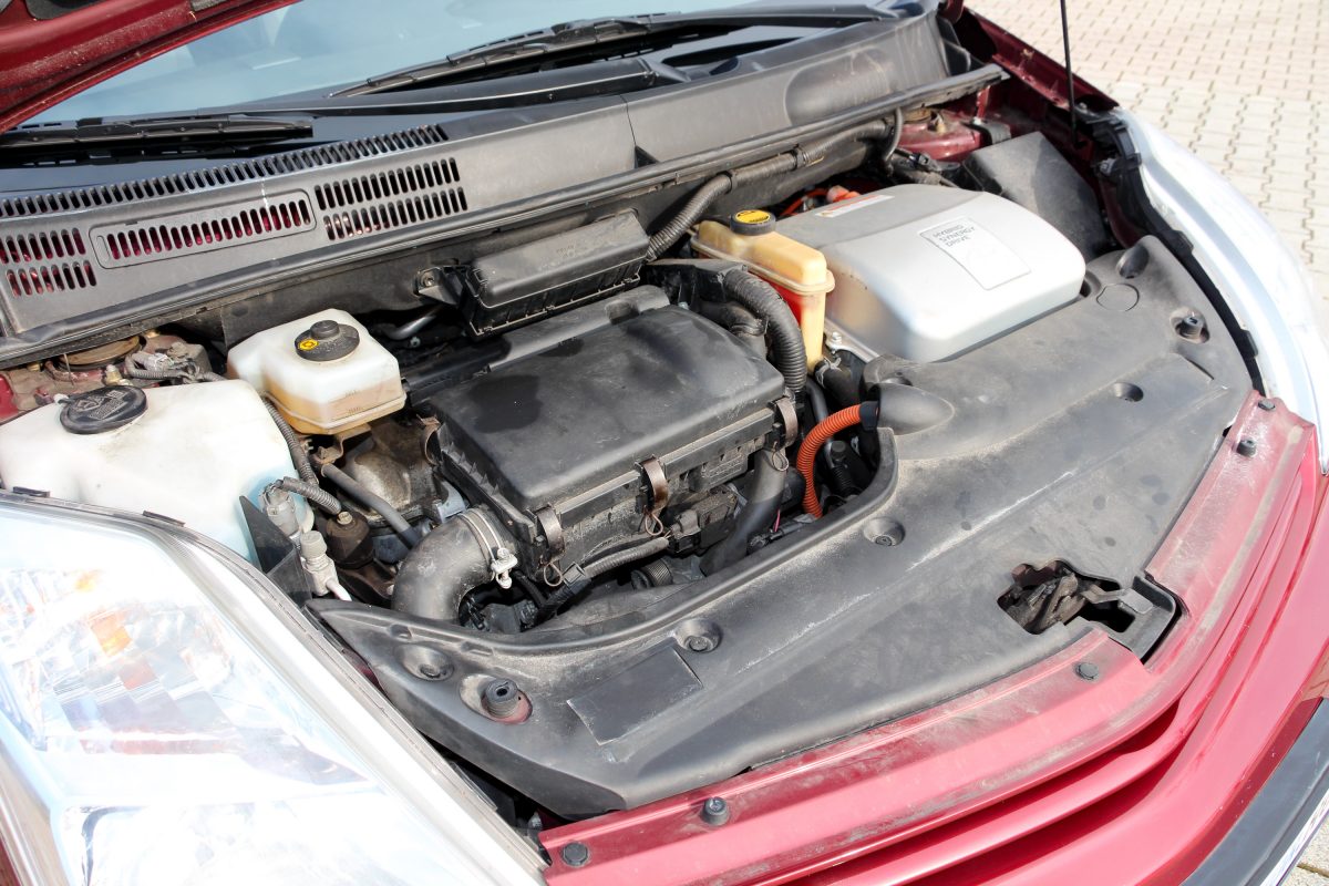TOYOTA PRIUS