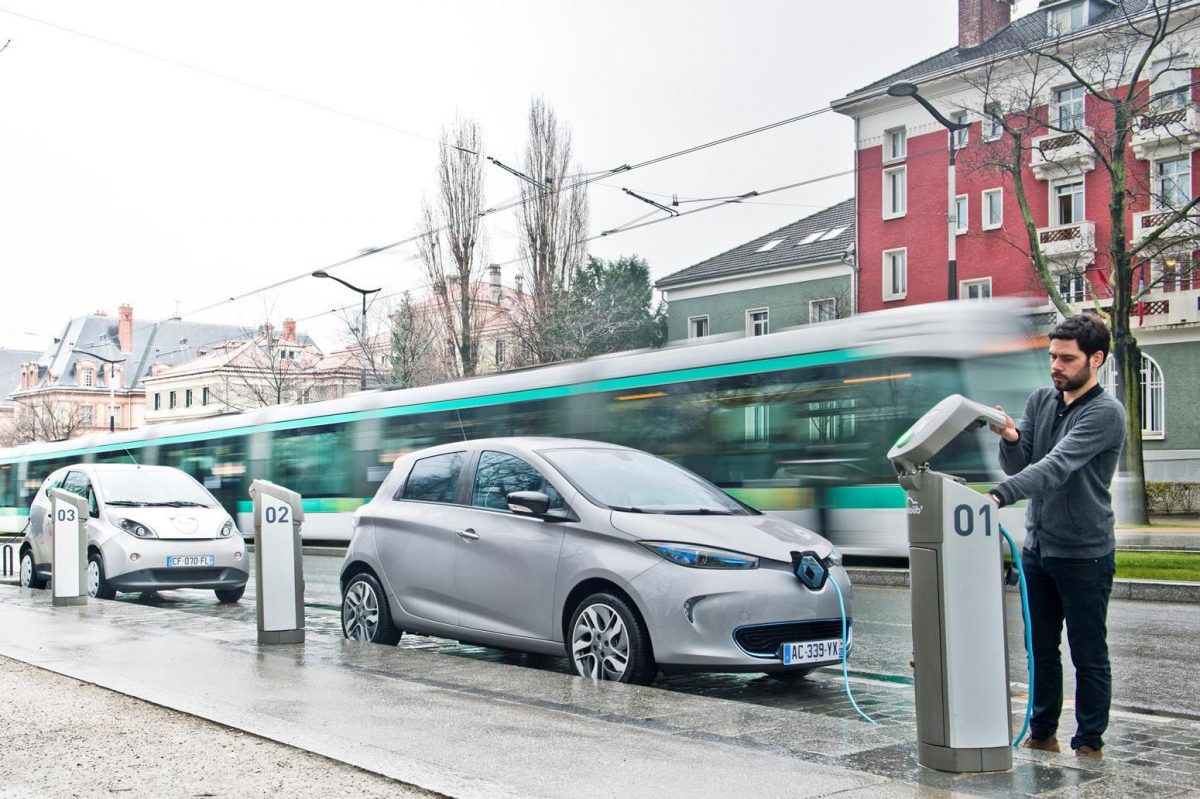 RENAULT ZOE