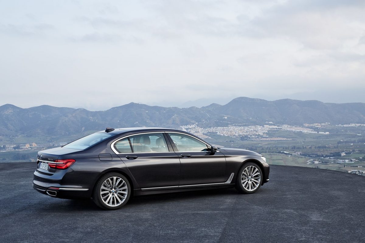 BMW 7-ES SOROZAT