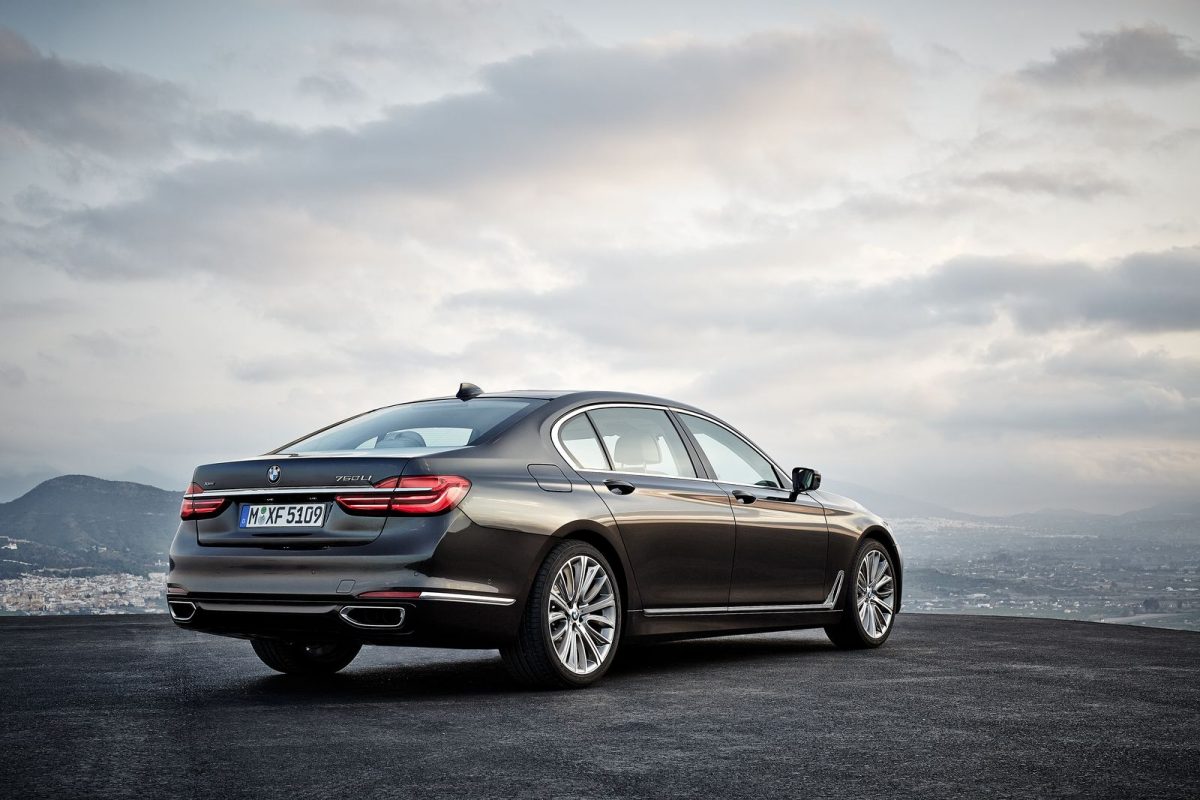 BMW 7-ES SOROZAT