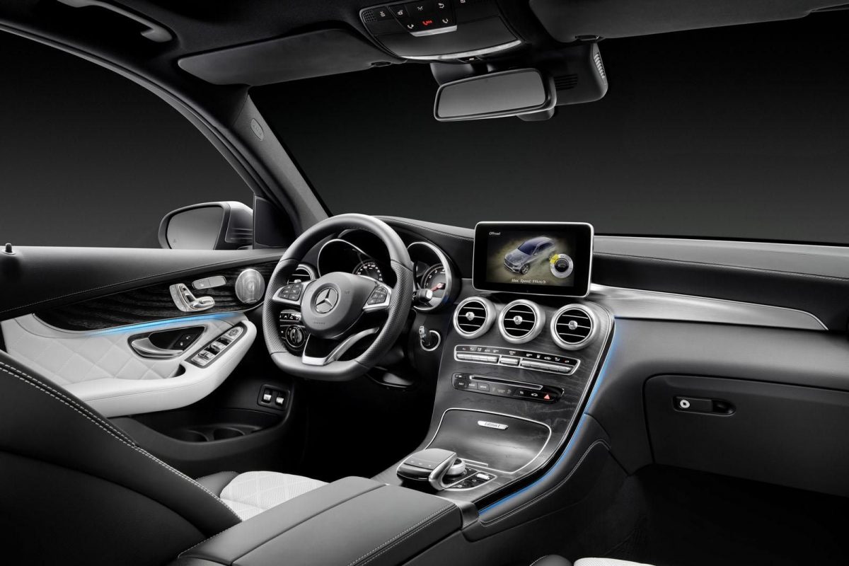 MERCEDES-BENZ