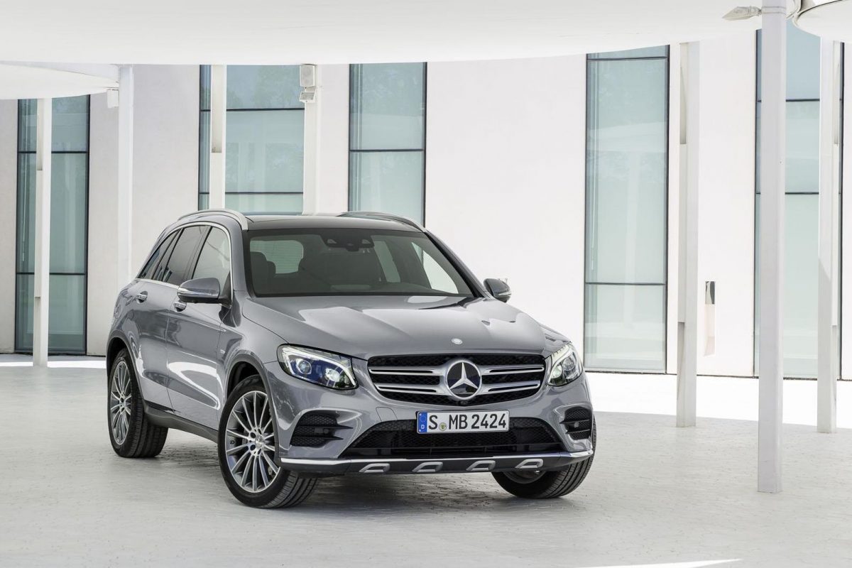 MERCEDES-BENZ